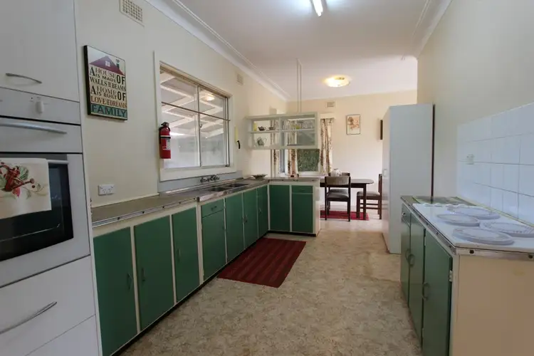 Seventh view of Homely house listing, 60 Deutcher Street, Temora NSW 2666