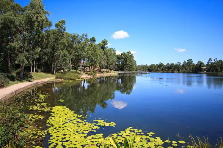 35 Lakeside Crescent, Forest Lake QLD 4078