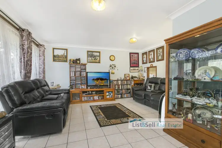 Second view of Homely villa listing, 33/27 Waratah Crescent, Macquarie Fields NSW 2564