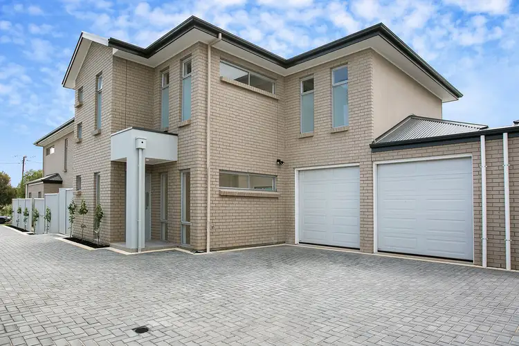 8 Oak Avenue, Clovelly Park SA 5042