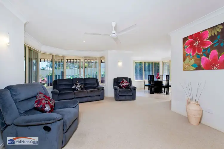 Second view of Homely house listing, 4 Monica Place, Lake Cathie NSW 2445