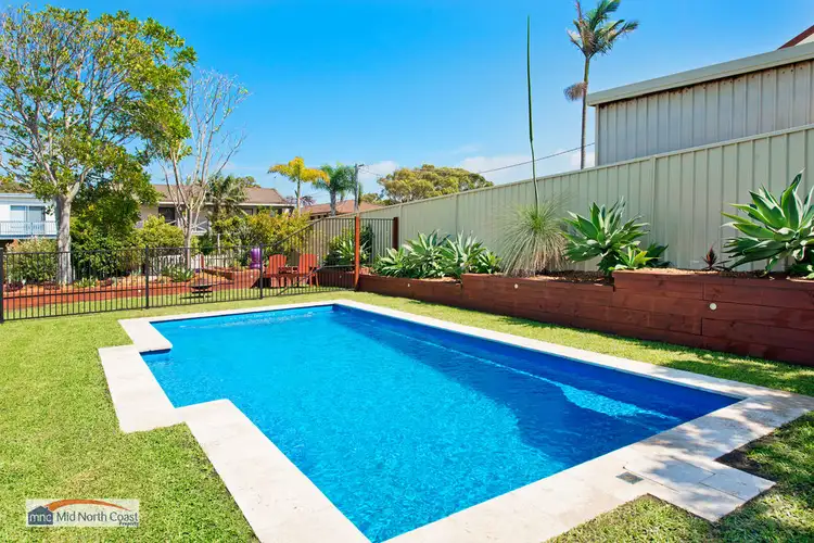 Sixth view of Homely house listing, 4 Monica Place, Lake Cathie NSW 2445