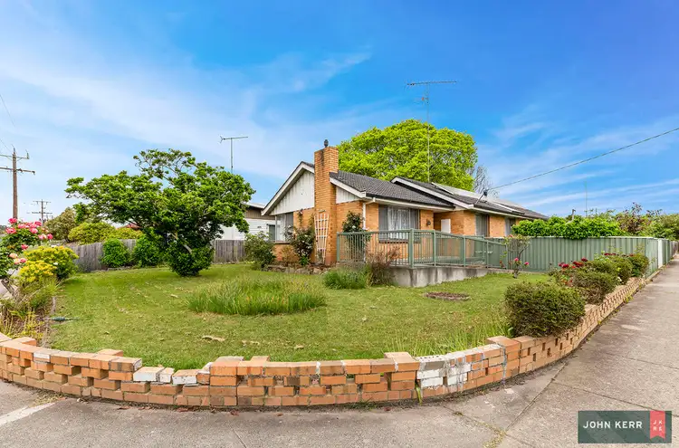 10 Mitchells Road, Moe VIC 3825