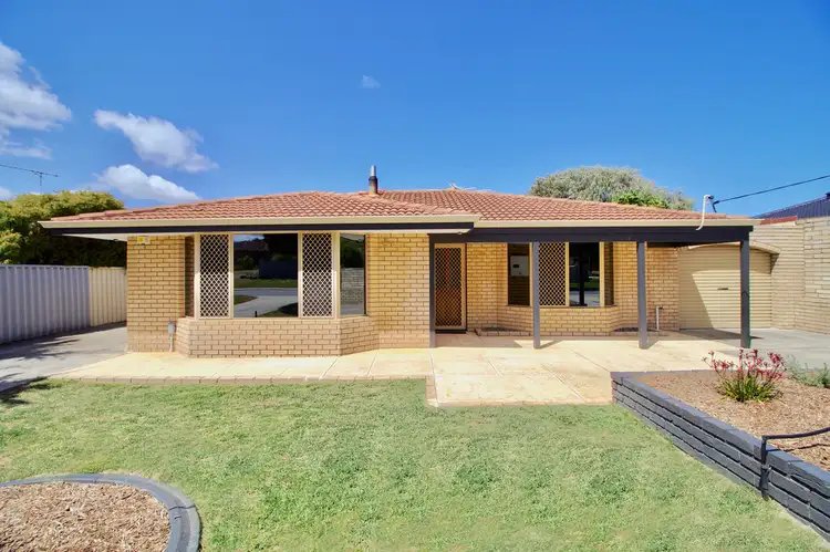 15 Ecclestone Street, Warnbro WA 6169
