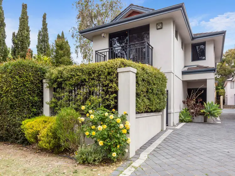 1/16 Leverburgh Street, Ardross WA 6153