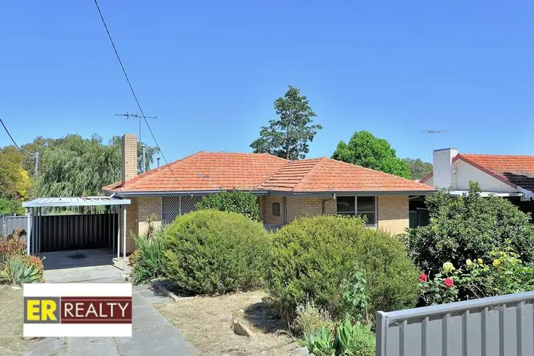 19 Clianthus Way, Koongamia WA 6056