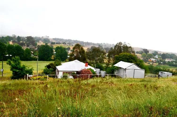 1/43 Victoria Hill Road, Adelong NSW 2729