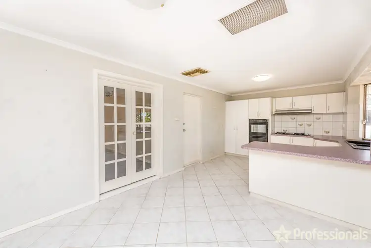 Sixth view of Homely house listing, 6 Jabiru Way, Waggrakine WA 6530