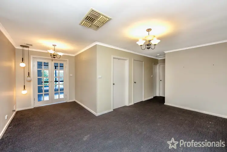 Seventh view of Homely house listing, 6 Jabiru Way, Waggrakine WA 6530