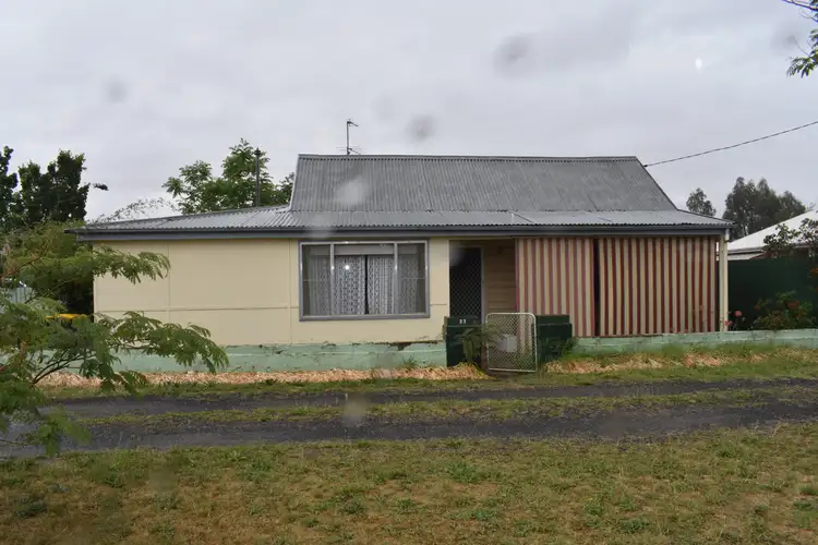 23 Dundas Street, Young NSW 2594
