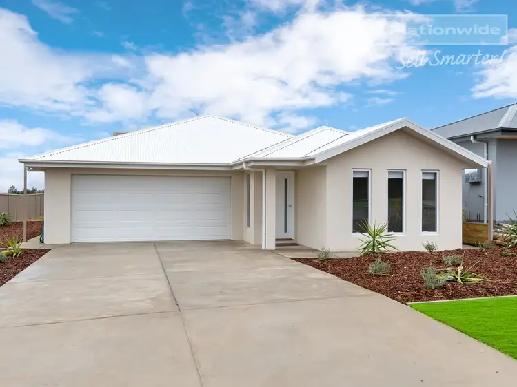 Main view of Homely house listing, 8 Lovell Place, Lloyd NSW 2650
