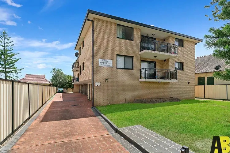 2/20 CROWN STREET, Harris Park NSW 2150