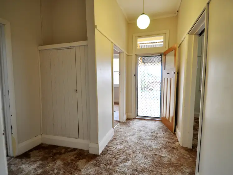 Sixth view of Homely house listing, 2 Gallipoli Avenue, Junee NSW 2663