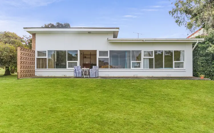 12 ISLAND VIEW CRESCENT, Encounter Bay SA 5211