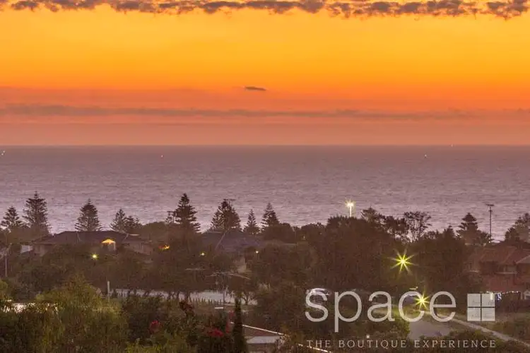 7 Yalgun Road, City Beach WA 6015