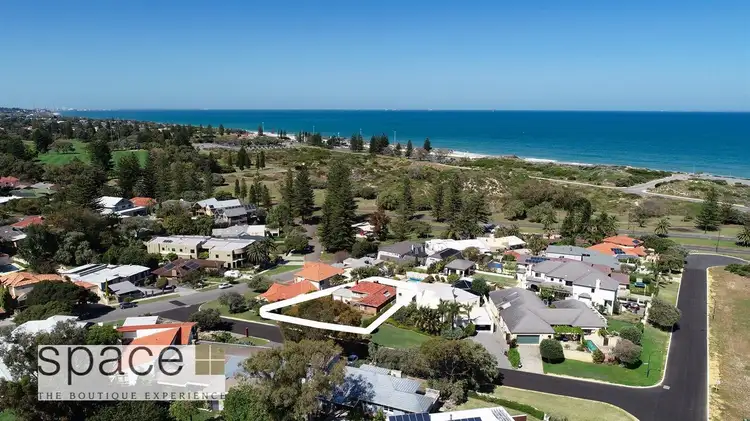 16 Elouera Way, City Beach WA 6015