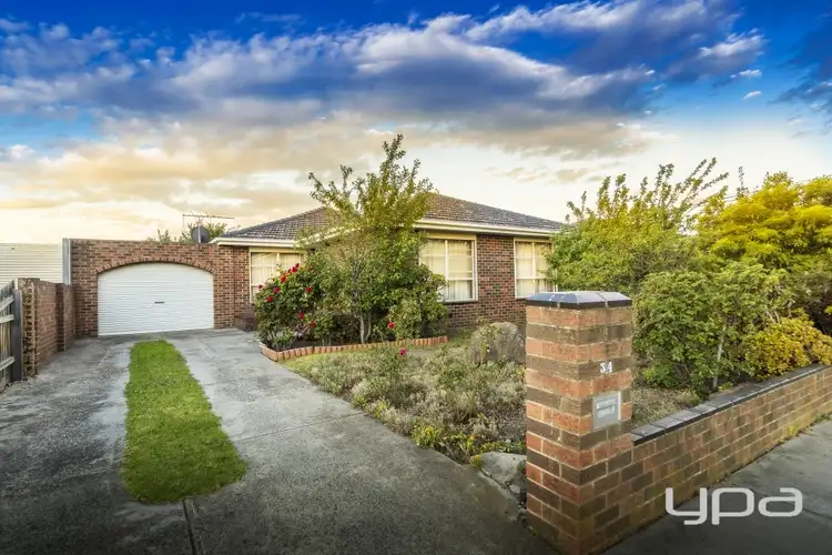 34 Elizabeth Drive