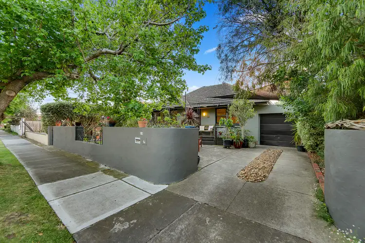23 Robinsons Road, Seaford VIC 3198