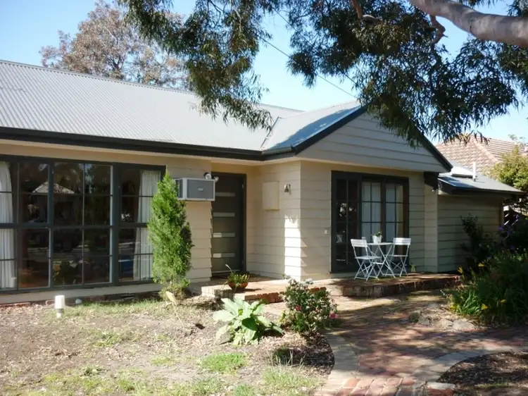 102 Elsie Grove