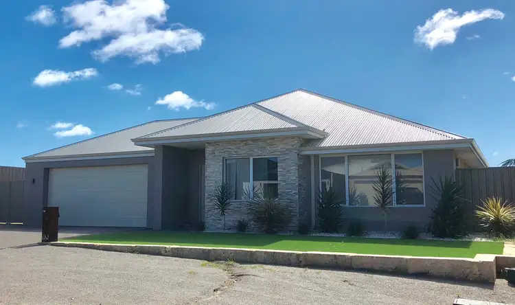 Seventh view of Homely house listing, 10 Silvery Wave Vista, Wandina WA 6530
