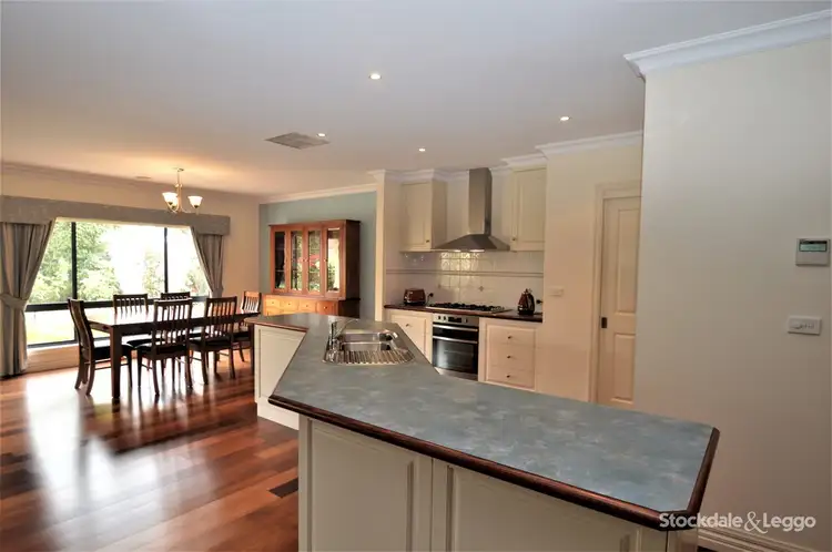 Second view of Homely house listing, 5 Chick Close, Wangaratta VIC 3677