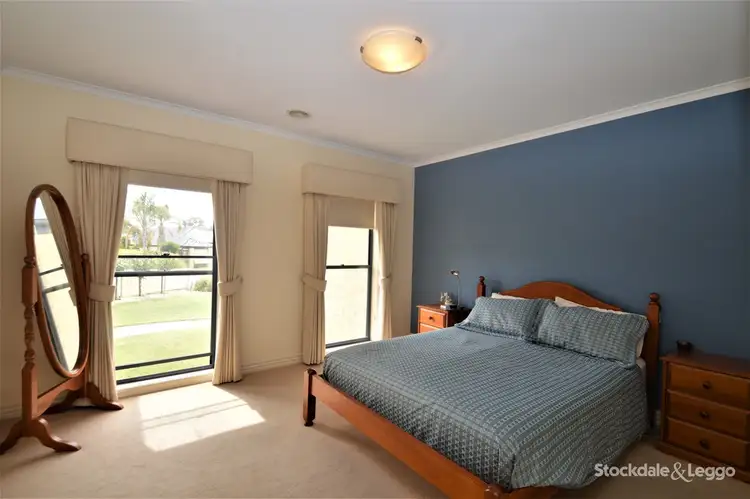 Sixth view of Homely house listing, 5 Chick Close, Wangaratta VIC 3677