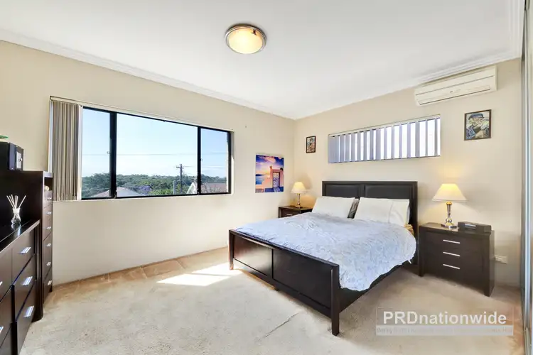 Sixth view of Homely semi-detached listing, 4 East Street, Bardwell Valley NSW 2207