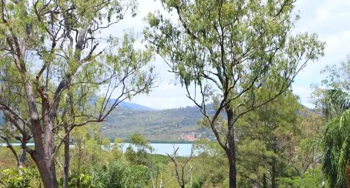13 Warruga Street, Cannonvale QLD 4802