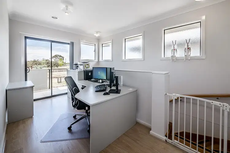 Fifth view of Homely house listing, 3 Lyndhurst Boulevard, Lyndhurst VIC 3975