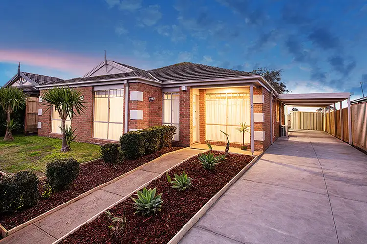 Second view of Homely house listing, 5 Friendship Close, Cranbourne West VIC 3977