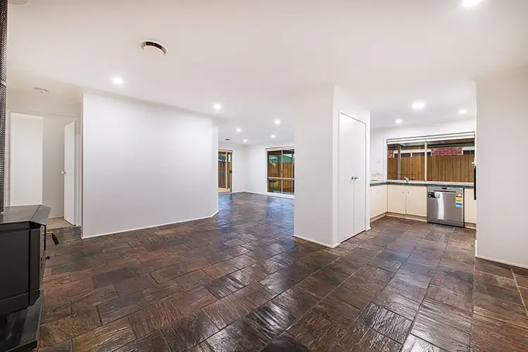 Fourth view of Homely house listing, 5 Friendship Close, Cranbourne West VIC 3977