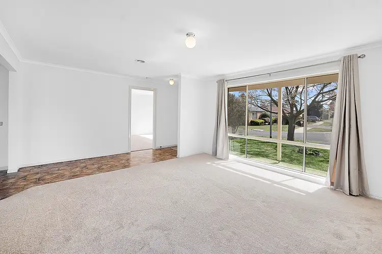 Fifth view of Homely house listing, 8 Rimes Close, Cranbourne West VIC 3977