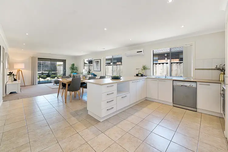 Seventh view of Homely house listing, 8 Islington Avenue, Cranbourne North VIC 3977