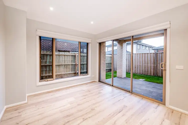 Sixth view of Homely house listing, 15 Teneriffe Street, Cranbourne North VIC 3977