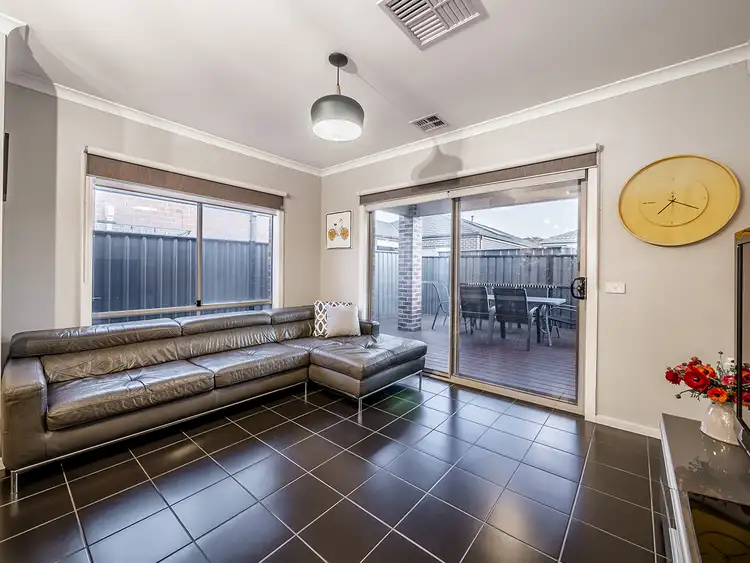 Seventh view of Homely house listing, 26 Fleuve Rise, Clyde North VIC 3978