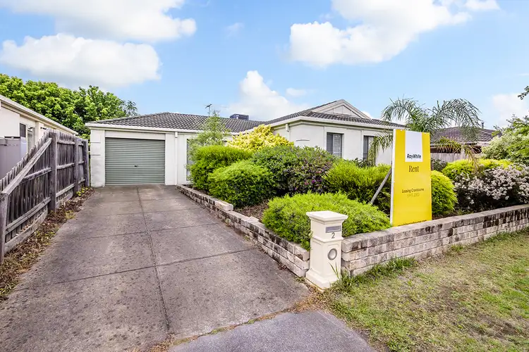 2 Woodside Close