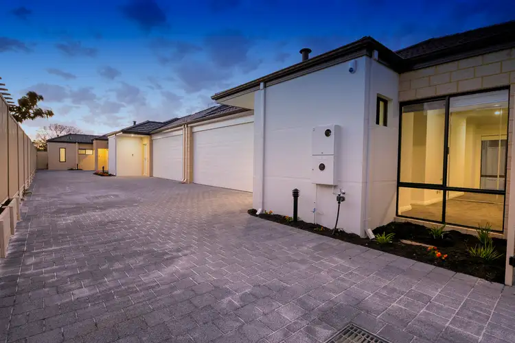 Main view of Homely unit listing, 2/29 Frederick Road, Hamilton Hill WA 6163