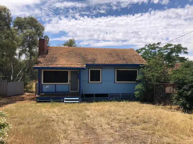 21 Main Road, Mullewa WA 6630