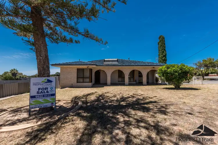 12 Kenny Crescent, Rangeway WA 6530