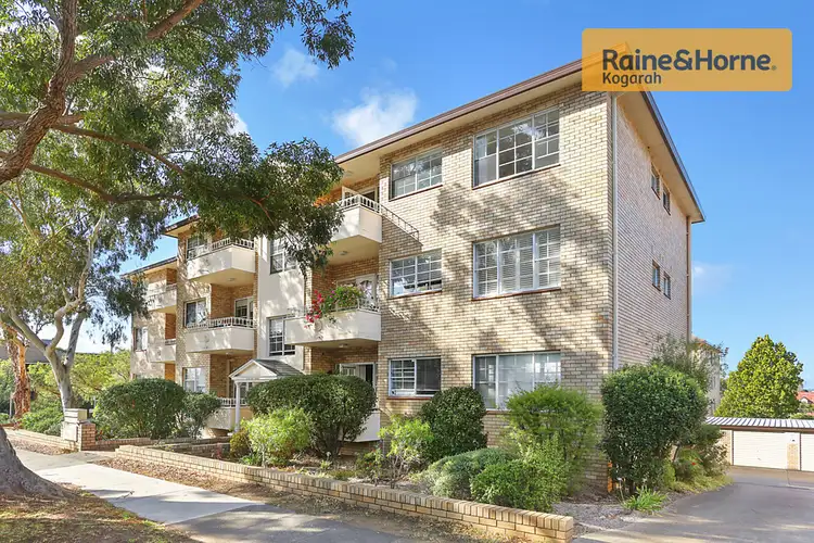 Main view of Homely unit listing, 2/13-17 English Street, Kogarah NSW 2217