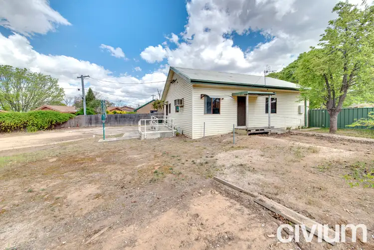 Fifth view of Homely house listing, 10 Binya Place, Narrabundah ACT 2604