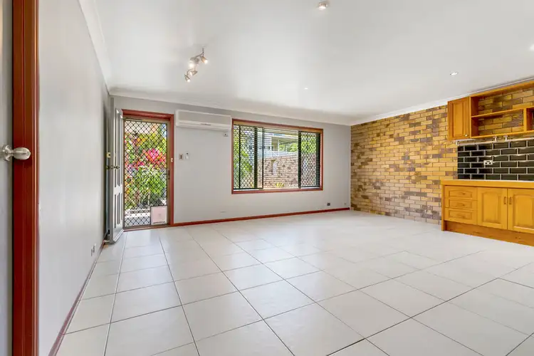 Third view of Homely villa listing, 2/35 Besham Parade, Wynnum QLD 4178