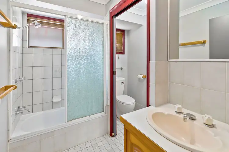 Seventh view of Homely villa listing, 2/35 Besham Parade, Wynnum QLD 4178