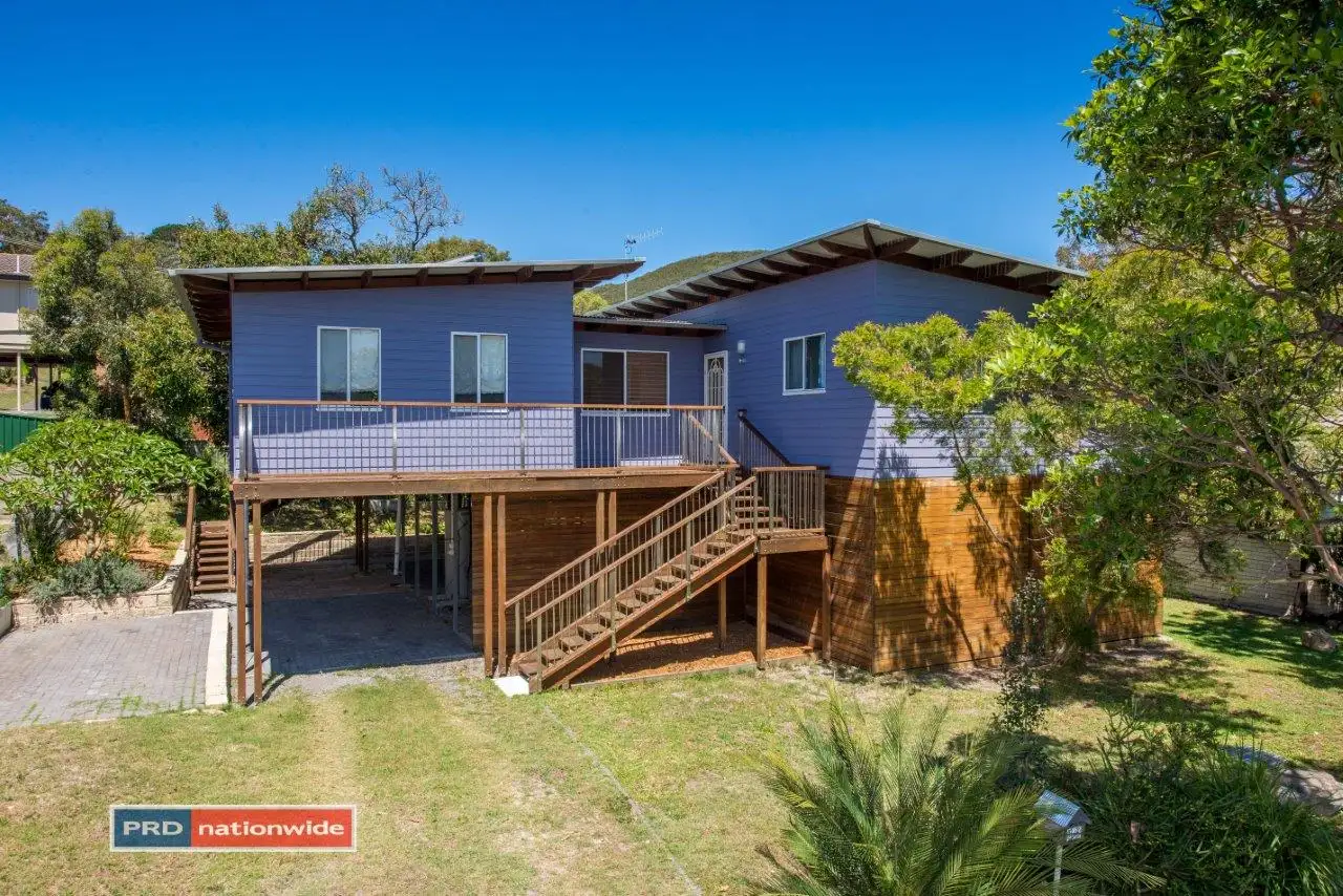 Main view of Homely house listing, 10 Leonard Avenue, Shoal Bay NSW 2315