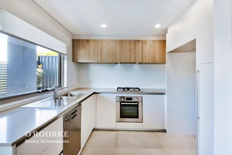 1/9 Nautilus Crescent, Scarborough WA 6019