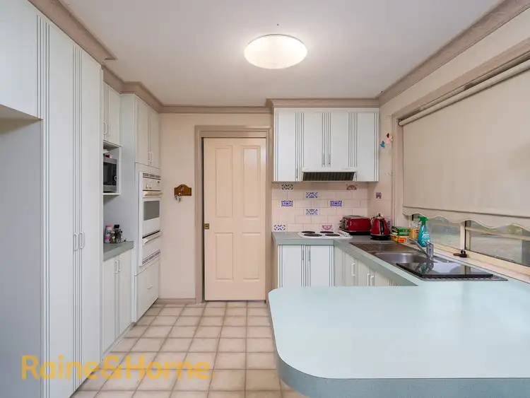 Fourth view of Homely house listing, 4 Minya Place, Glenfield Park NSW 2650