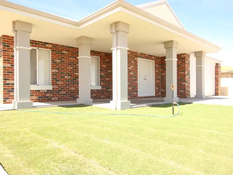 36 Hesse St, Waroona WA 6215