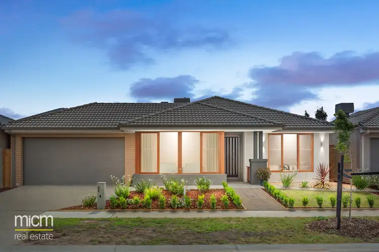 136 Bondi Parade, Point Cook VIC 3030