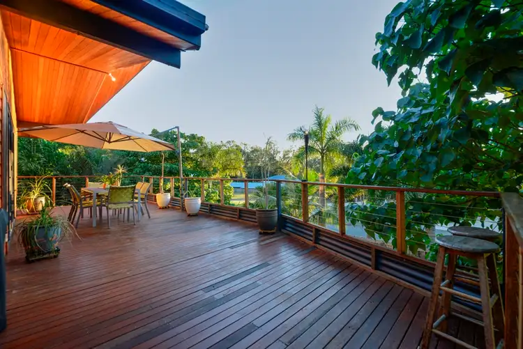 48 Eshelby Drive, Cannonvale QLD 4802