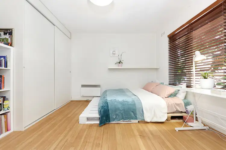 Third view of Homely studio listing, 10/42 WATERLOO CRESCENT, St Kilda VIC 3182
